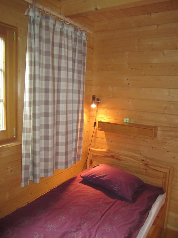 Pivarootsi Holiday Village Bilik gambar